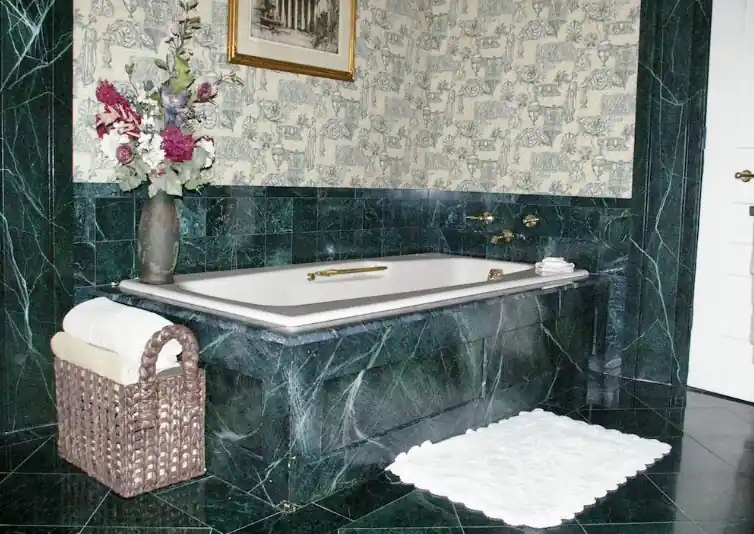 Oakcliff Bed and Breakfast