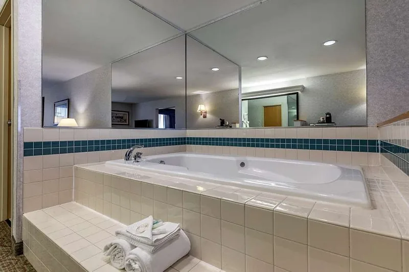 Quality Inn and Suites Denver Airport – Gateway Park