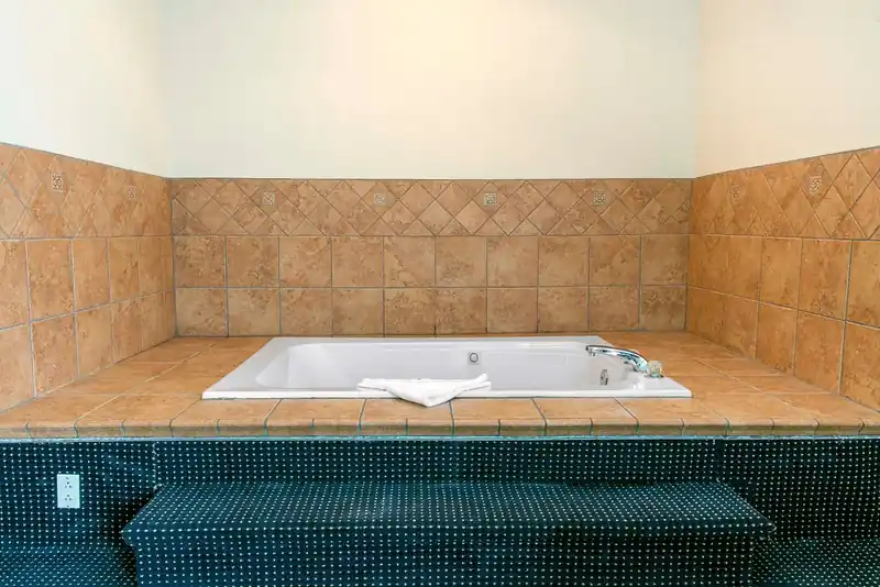 Quality Inn & Suites Anderson I-69