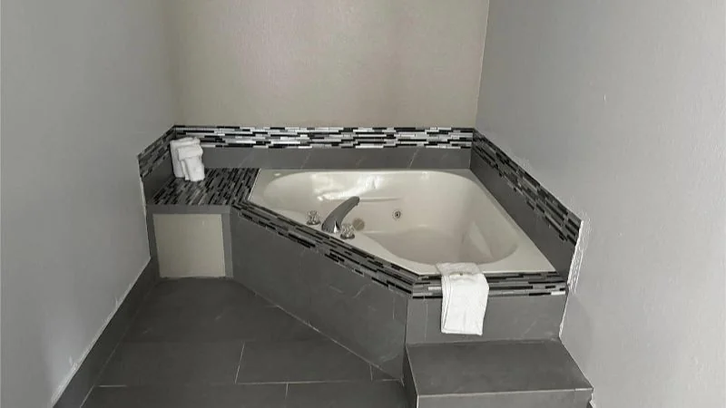 Quality Inn & Suites Biloxi – Ocean Springs
