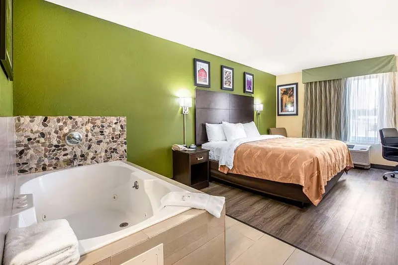 Quality Inn & Suites Brandenburg – Fort Knox