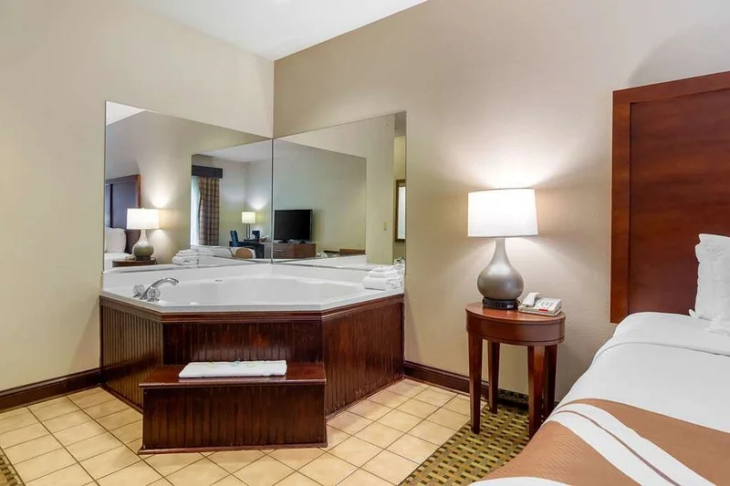 Quality Inn & Suites Decatur – Atlanta East