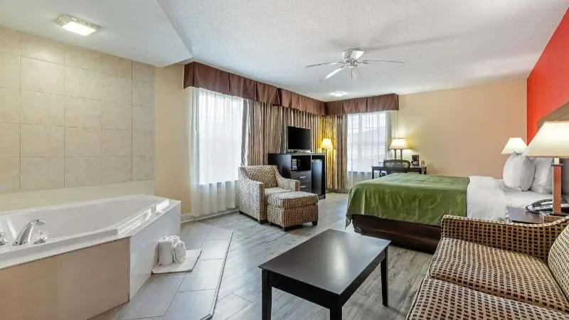 Quality Inn & Suites Lexington