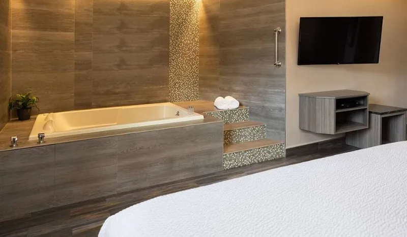 Ramada by Wyndham Bronx