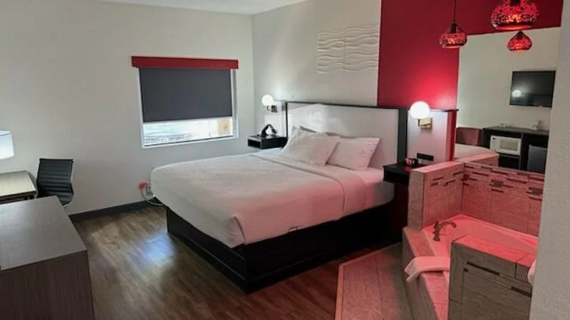 Ramada By Wyndham Locust Grove