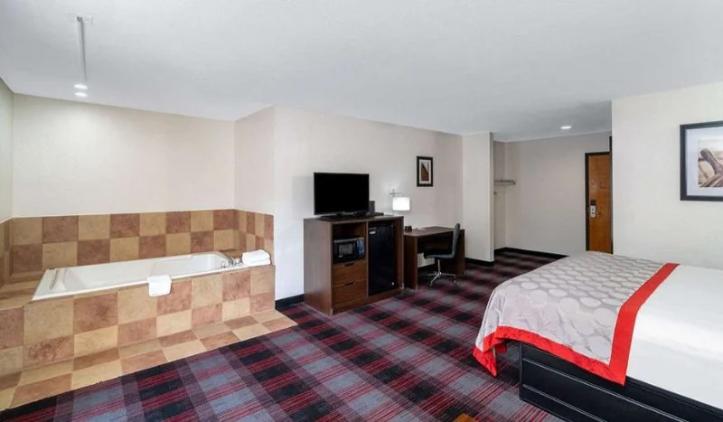 Ramada by Wyndham Maggie Valley