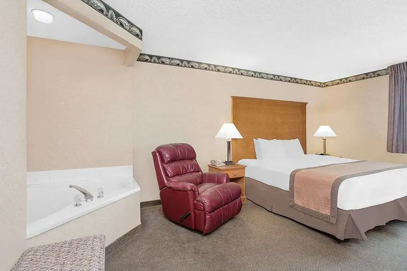 Ramada by Wyndham Waupaca