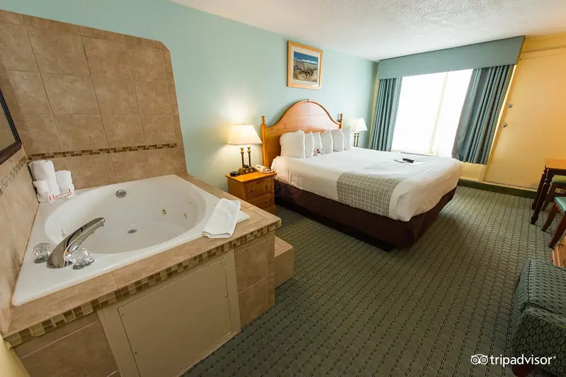 Ramada Plaza by Wyndham Nags Head Oceanfront