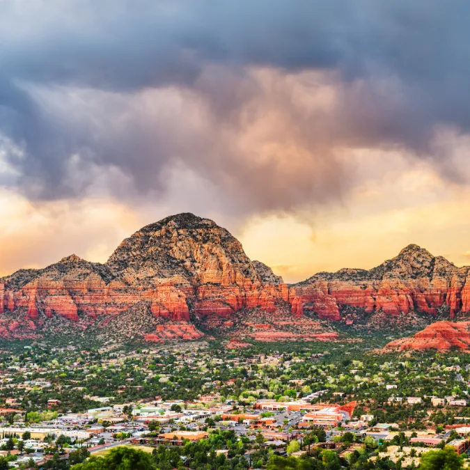 Sedona Hotels With a Jacuzzi in the Room: The Honest 2026 Guide