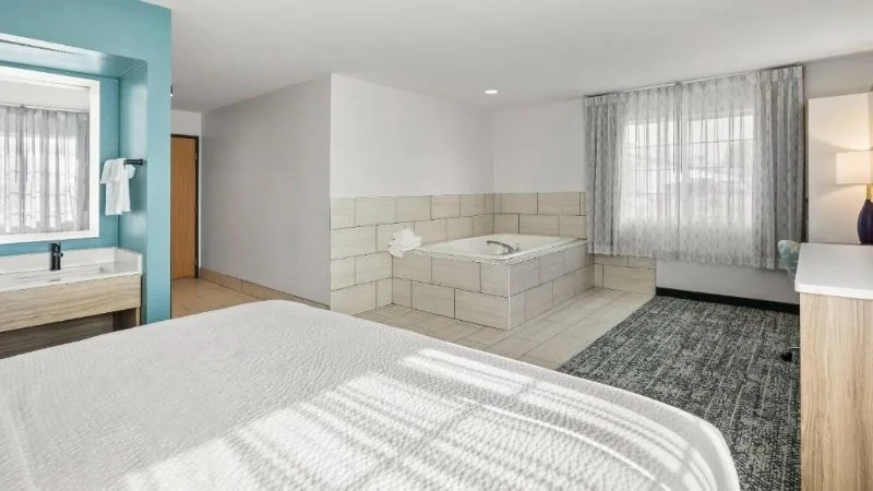 Sleep Inn & Suites Verona – Madison Southwest