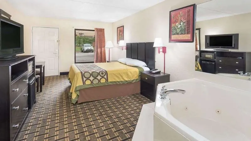 Super 8 by Wyndham Decatur/Lithonia/Atl Area