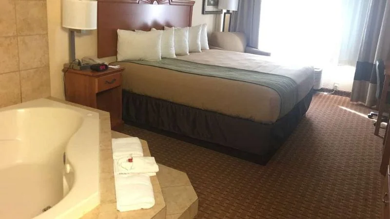 Super 8 by Wyndham Great Bend