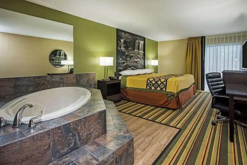 Super 8 by Wyndham Paragould
