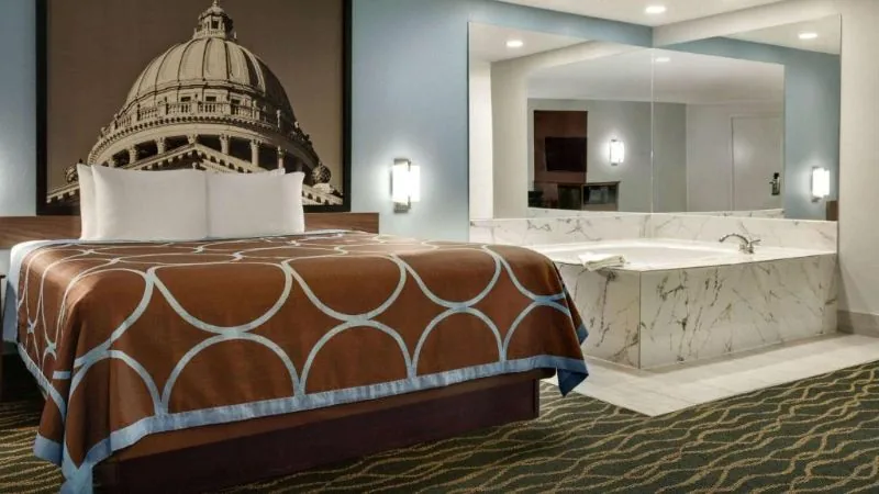 Super 8 by Wyndham Pearl/Jackson/East