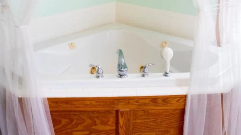 Sweetwater Branch Inn Lodging & Events