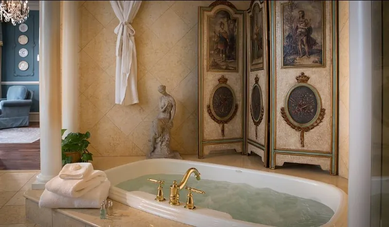 The Chanler at Cliff Walk