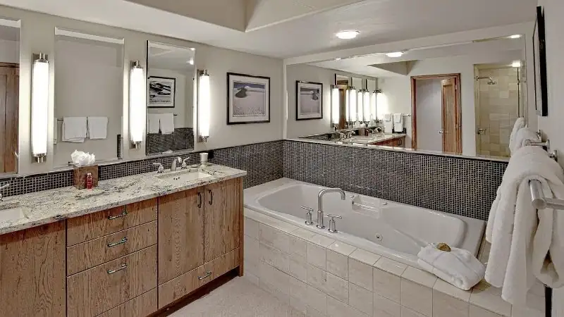 The Pines Lodge, A RockResort