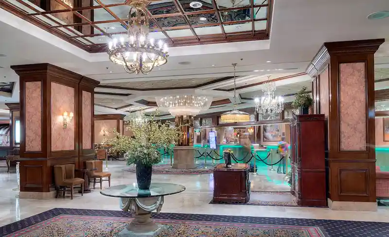 Silver Legacy Reno- A Caesars Rewards Destination